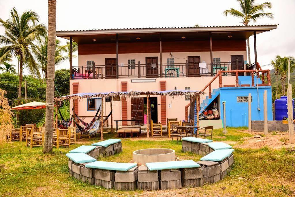 Love Station Hostel Баан Тай Экстерьер фото