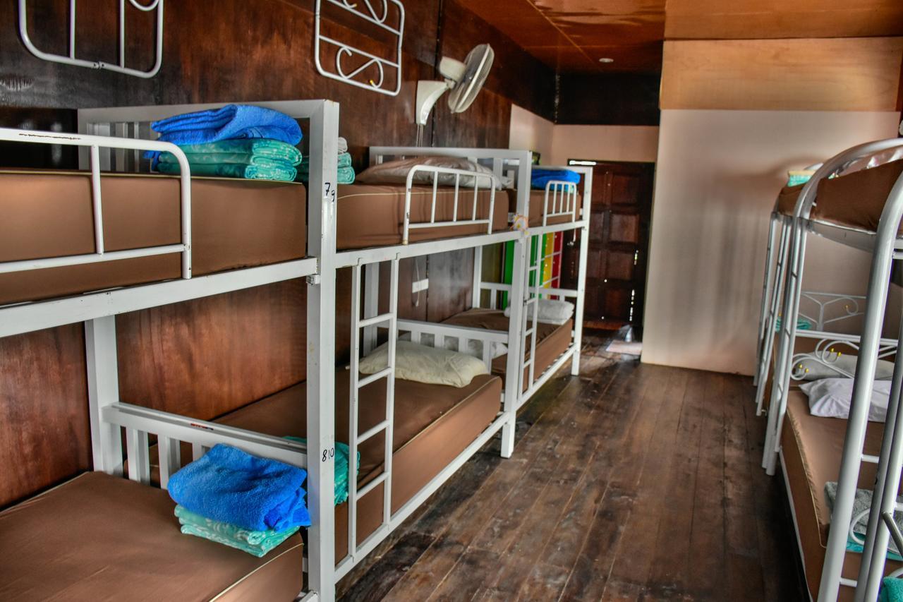 Love Station Hostel Баан Тай Экстерьер фото
